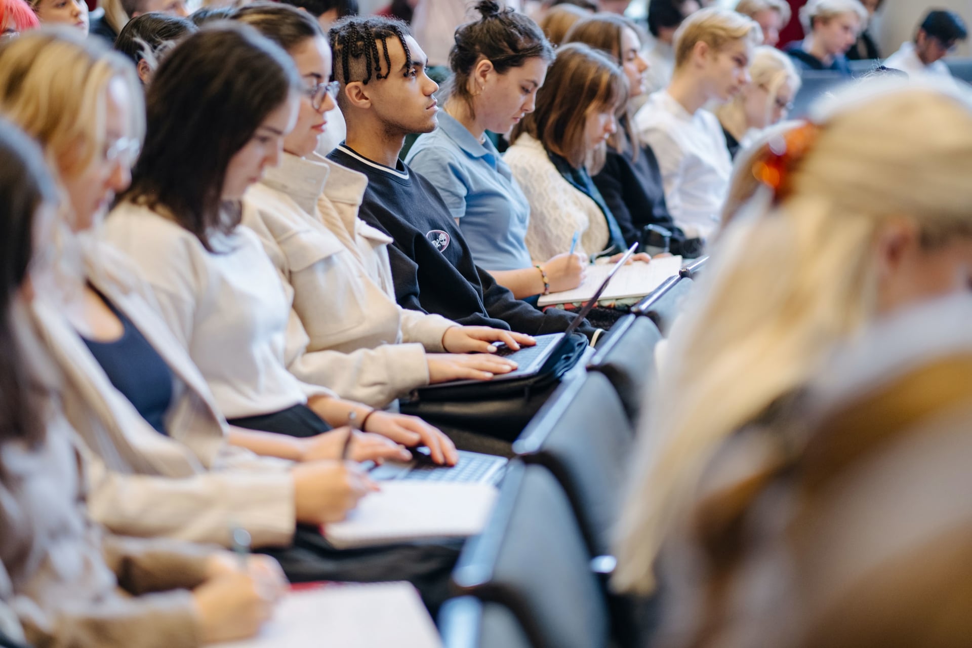 Students in a lecture hall at the Stockholm School of Economics